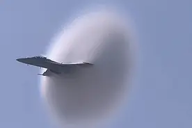 当地听到不明"巨响"，有人说是音爆，但很多人都不知什么是音爆图片