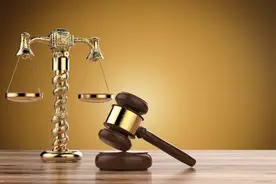 最高法答复：当事人对于法院依职权移送管辖裁定，不能上诉，但可向受移送人民法院提出管辖权异议图片