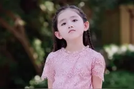 盘点早年7位高颜值童星：成年后“发育过猛”，现有人已认不出图片