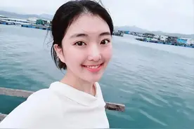 与樊振东传出绯闻的“花滑女神”怀孕！结婚7个月，老公帅气多金图片