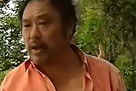 2011年，亚洲最大人工湖惊现水怪，民警闯巢穴却遭水怪疯狂攻击图片