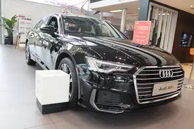 2022款奥迪A6L，这增加米色内饰，简洁又大气，比5系还犀利图片