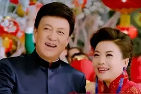 张也：55岁还未婚，和63岁的吕继宏互相陪伴多年，不结婚也幸福图片