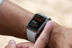 研究人员使用 AI 和 Apple Watch 心电图检测心脏泵血虚弱图片