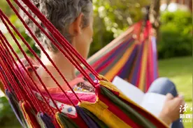 人到中年，开始变富有的4大迹象图片