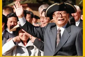 高音之王帕瓦罗蒂如何评价江主席的歌喉？图片