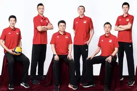 更新换代！中国女排最新教练组全员亮相，郎平旧将仅剩1人留下图片