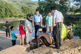 急救+智救 警民接力救回溺水少年图片