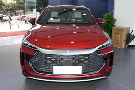 29.28万起，4.3S破百，续航可达1000km，比亚迪唐DM-p来了图片