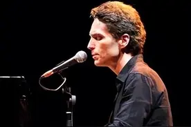 英文歌曲|难以超越的经典《Right Here Waiting》图片