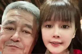 赵本山娶了马丽娟后真的幸福吗？看看两任妻子孩子的现状就明白了图片