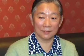 林豆豆现身丈夫葬礼，挽联落款和父亲有关，四野后代看完感动落泪图片