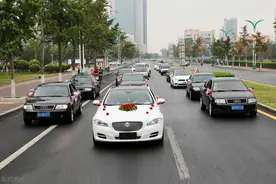 结婚婚车可以黑白搭配吗？图片