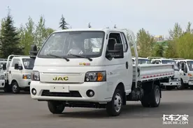 6万汽油小卡，五菱荣光小卡VS江淮恺达X6，各有亮点选谁合适？图片