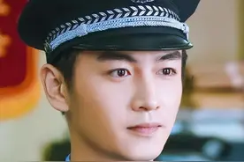 同样演警察，把陈晓，张若昀和张译等男星放在一起看，差别出来了图片