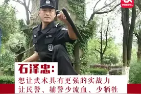 看！老兵的真实版“葵花点穴手”！图片