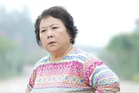 她，与老公师生恋，给丈夫当了十多年的妈图片