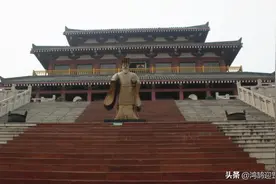 民间俗语“一户开两门，人财都难存”何意？阐述的道理值得深思图片