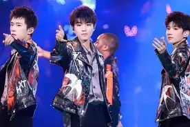 厚颜无耻！一首代表作都没有 却被捧为歌坛顶流，这些小丑羞不羞！图片