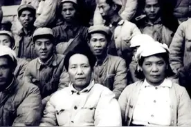 传奇作家丁玲有多美？与2个男人同居，狱中怀孕，主席曾写诗给她图片