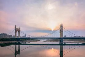 四月是一个充满活力和传统的月份，你知道吗？图片