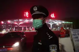 民警抓捕途中被疑似艾滋病患者咬伤了手臂，他说“不难熬是假的”……图片