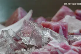 普通涮羊肉吃腻了？试试冰煮羊吧图片