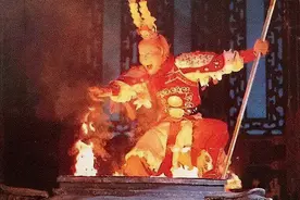 八卦炉烧毁了孙悟空两样东西，难怪唐僧为他缝制虎皮裙图片