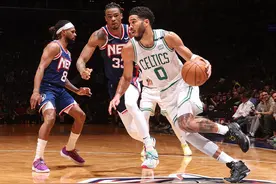 轰39+9失关键罚球！杜兰特吞历史首人耻辱，美球迷：福斯特尽力了图片