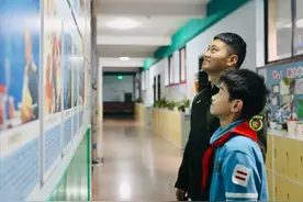 率先驻校的退役军人教官，如今怎么样了？图片