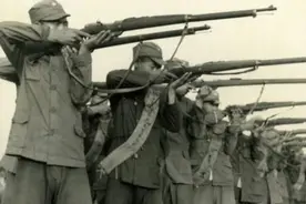 师长抬棺材上战场，罕见的中日伤亡占比，三个排歼灭近千日军图片