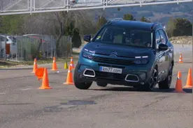 为什么国产车都不爱吹底盘？图片