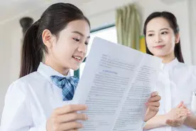 老师：上小学就开始读历史的孩子，上初中后，会有3点明显不同图片