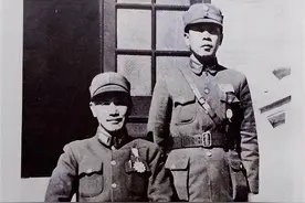 台湾出版的近代两岸十大名将，入围者都有谁图片