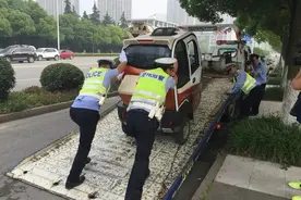 明确了！老年代步车上路，“3+2”要求要满足，一次性讲明白图片