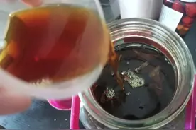 秘制中药酒交够了智商税！干货分享：4种单泡使用的钓鱼药酒图片