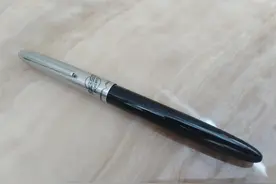 一支用了36年的上海英雄牌钢笔，现在1千块钱也买不到这样的笔了图片