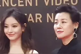 澳门这夜，被走了三次红毯的刘琳惊艳，从不穿暴露礼服却艳压群芳图片