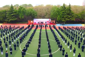 诵经典 品墨香！展复兴少年风貌图片