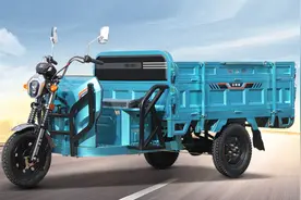 适合拉货摆摊的2款电动三轮车，1.8米双层可折叠车厢，载重1500斤图片