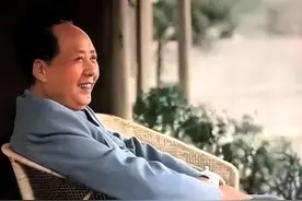 毛主席73岁生日前夕写下一首诗，壮怀激烈，意蕴深远！图片