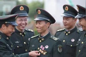 中国兵王一级军士长到底有多少？享受专属待遇，还能不能再晋升？图片