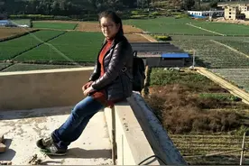 最好的生活应该是村里有栋房，城里有个家图片