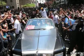 NBA真正的“打工皇帝”：光工资就挣了30亿，科比只排在第6位图片