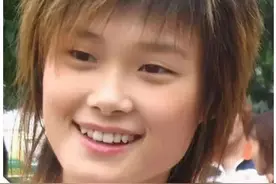 还记得脊柱炎2005年“超女”李宇春比赛得样子吗？“春哥”得永生图片