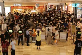 茶颜悦色回应雇人排队代购炒作！为南京开业风波致歉图片