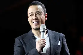 从众人皆知到无人问津，杨坤如今的境遇，不仅仅因为得罪刘德华图片