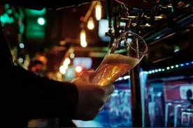 年轻人偏爱微醺小酒馆，竟不是为了买醉……图片