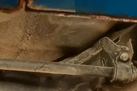 “锈迹斑斑”的长城哈弗H6图片