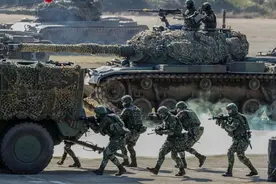 装备全靠买，经费全靠骗！台军前高官揭露台军防务：撒谎不打草稿图片